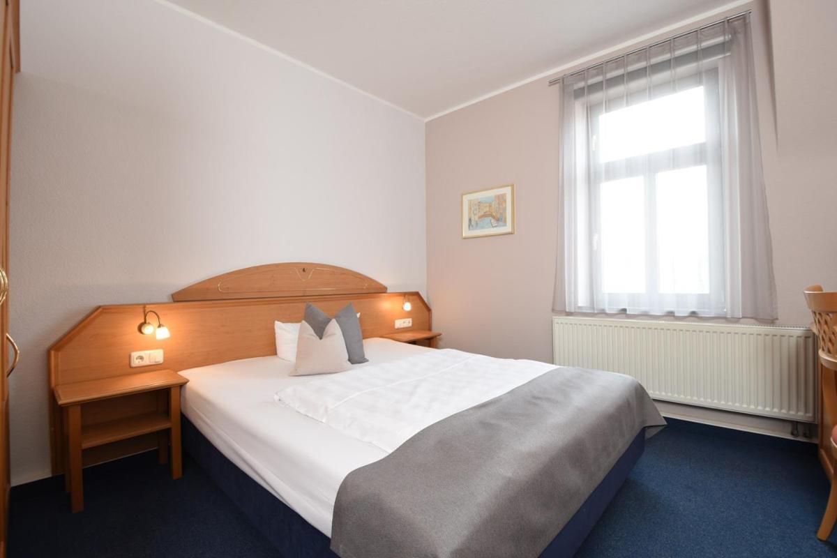 Anna Amalia Hotel 3*